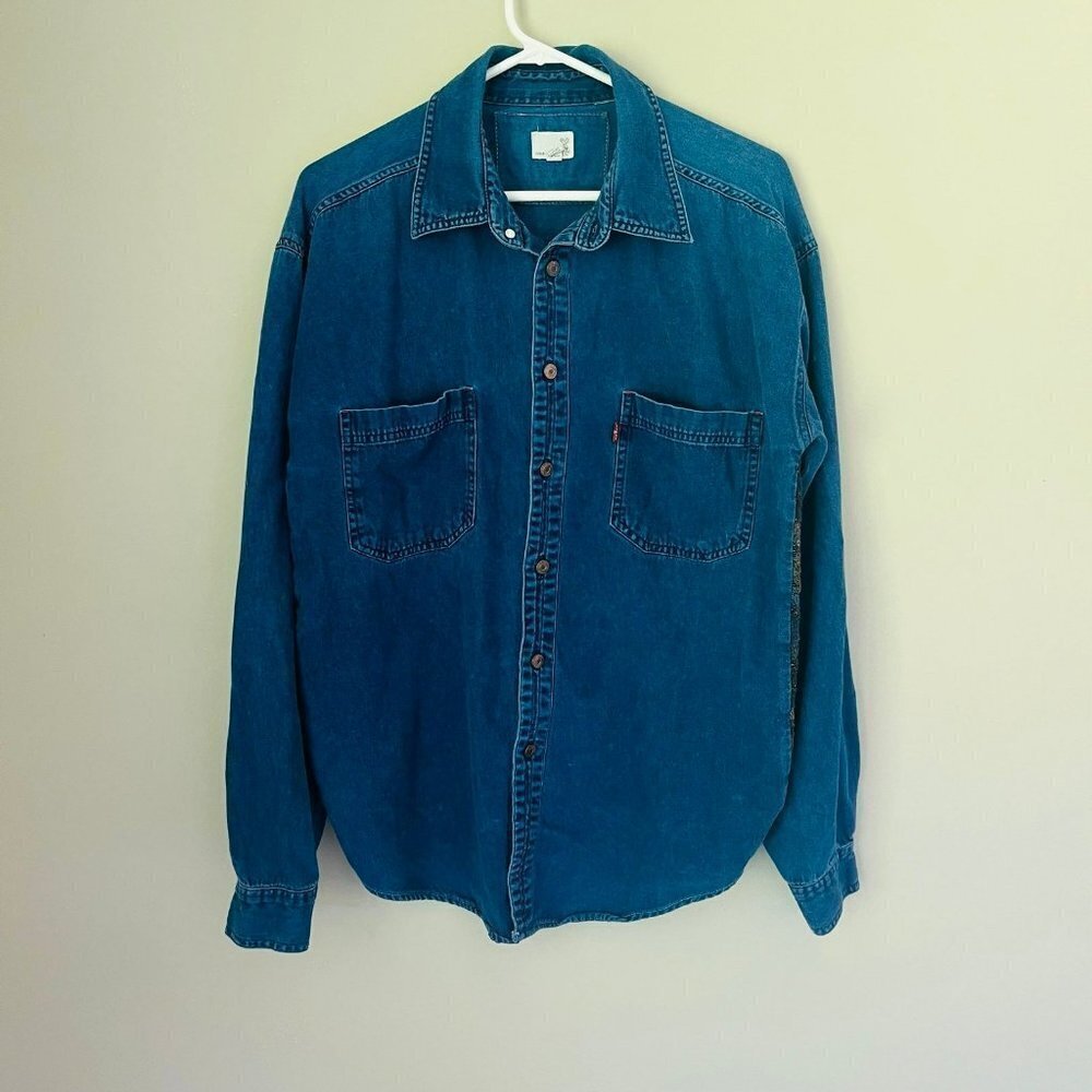 UO Urban Renewal Levi's Denim Button Down Shirt SZ M